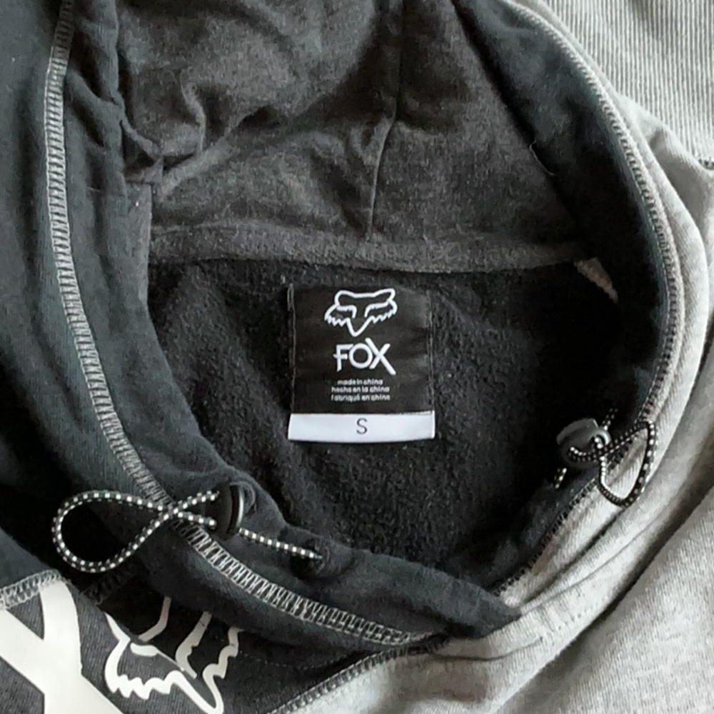 Fox Two-Tone Hoodie in Black and Gray - Picture 6 of 7